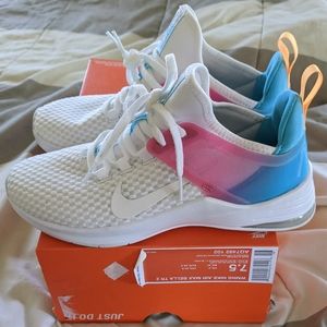 Nike Air Max Bella TR 2